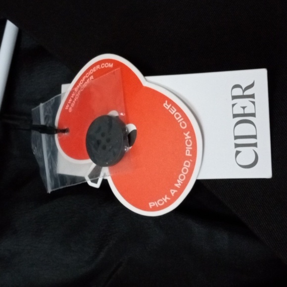 V-NECK ROSETTE BUTTON BLAZER WITH BELT-Cider - Picture 8 of 8